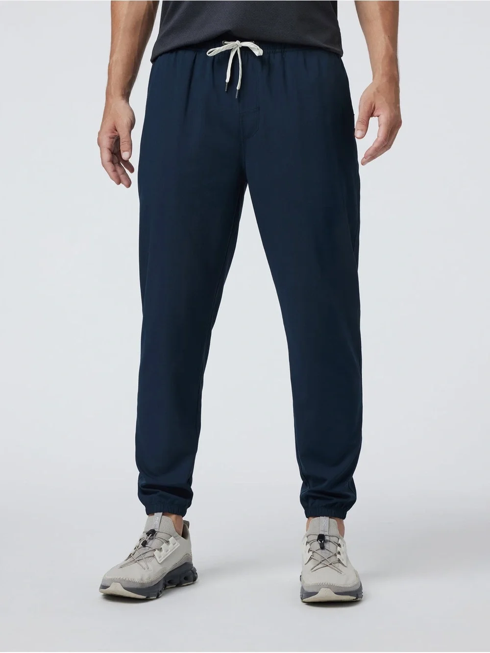 Vuori Mens Kore Joggers in Ink